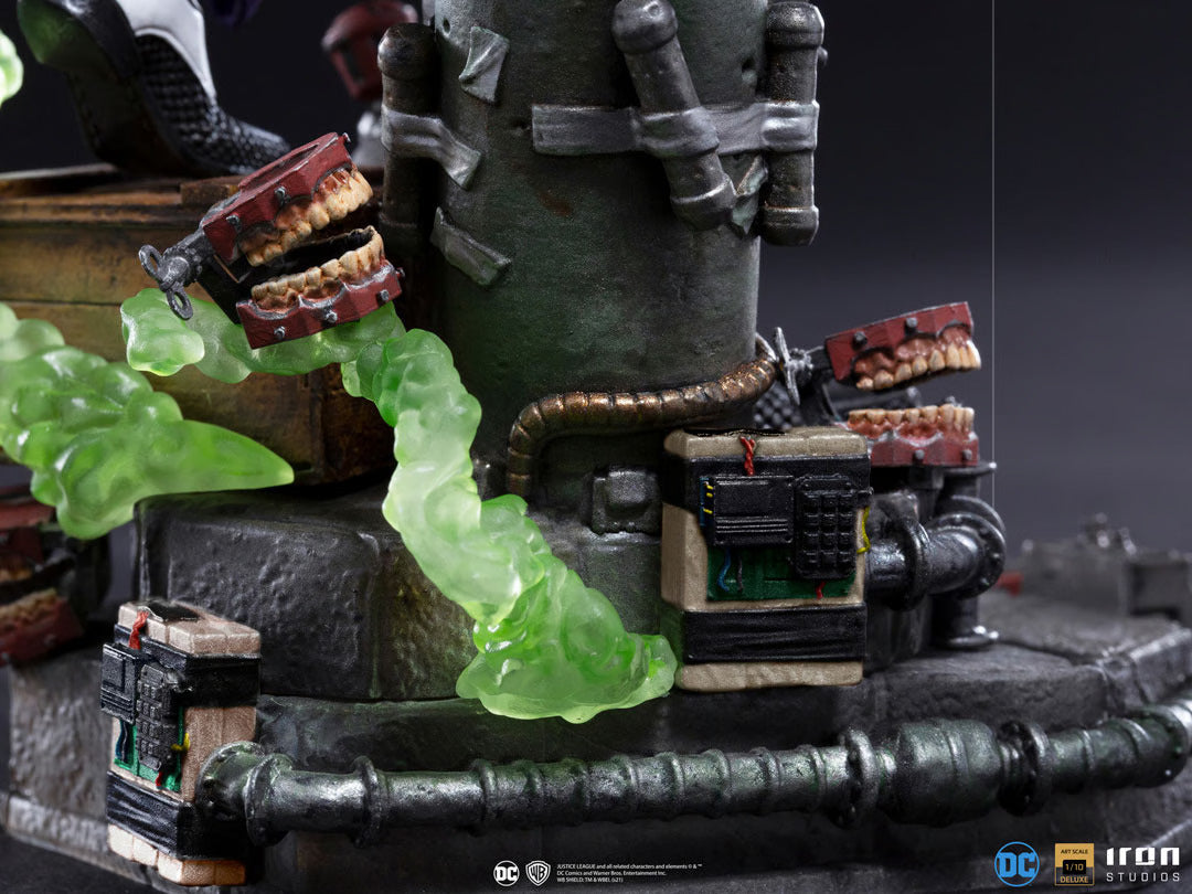 DC Comics The Joker Deluxe Version 1/10 Scale Iron Studios Statue