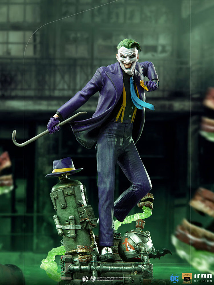 DC Comics The Joker Deluxe Version 1/10 Scale Iron Studios Statue