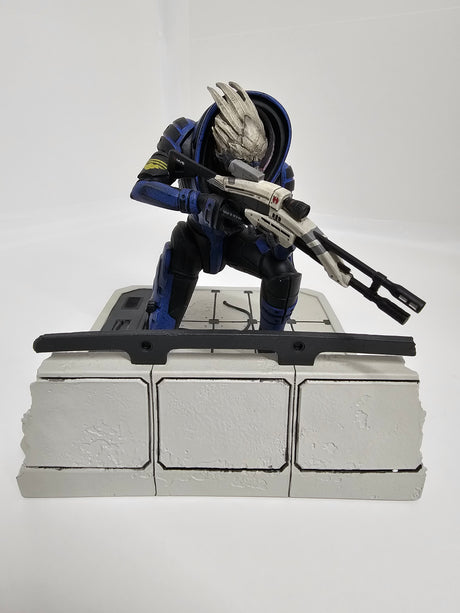 Mass Effect Garrus Statue