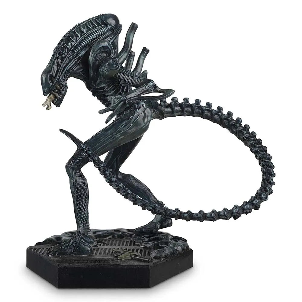 Aliens: Alien & Predator Xeno Warrior 1/16 Scale Figurine