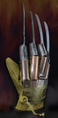 A Nightmare On Elm Street 1984 Freddy Krueger 1/1 Scale Wearable Replica Glove