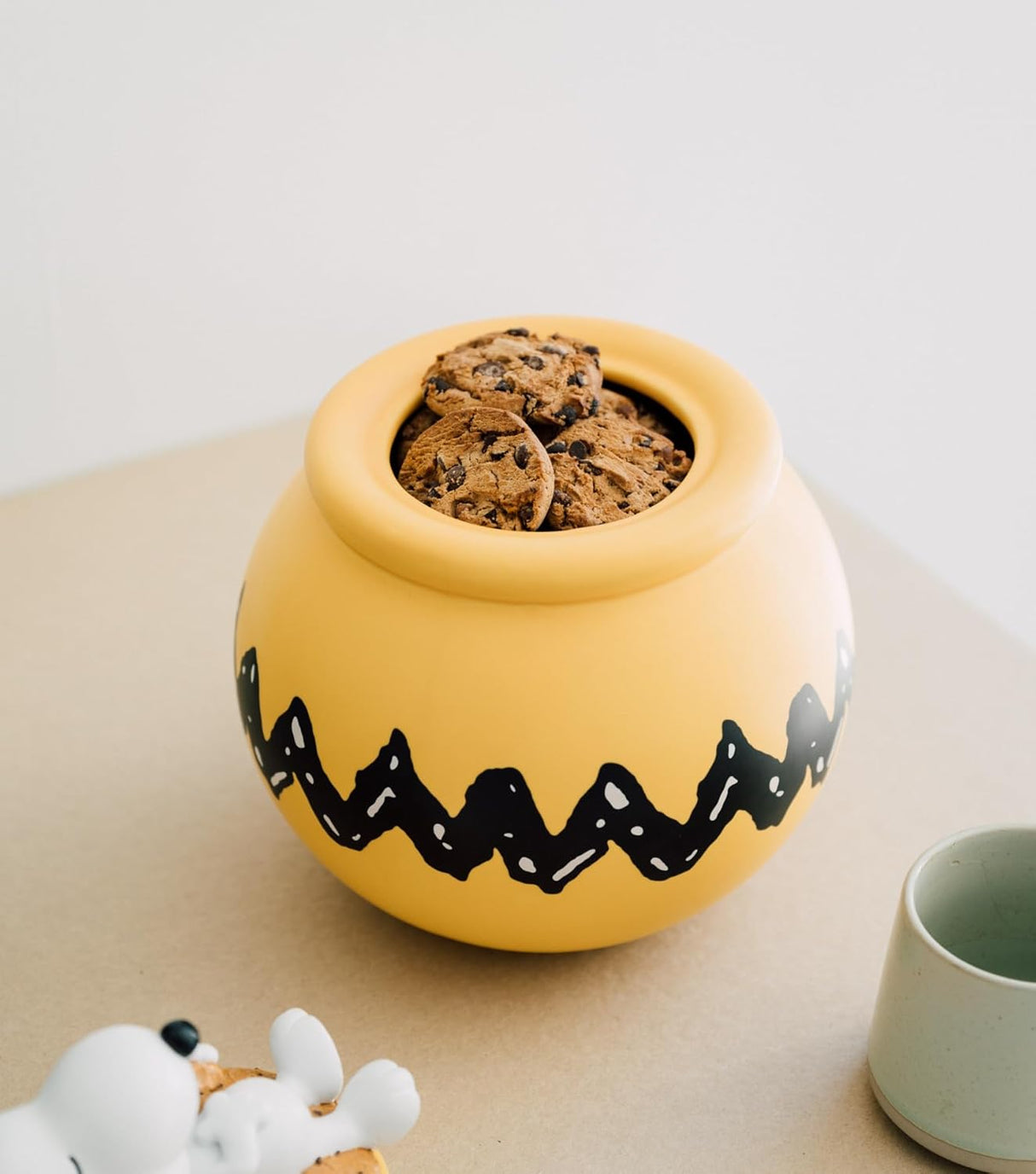 Peanuts Snoopy Deluxe Cookie Jar
