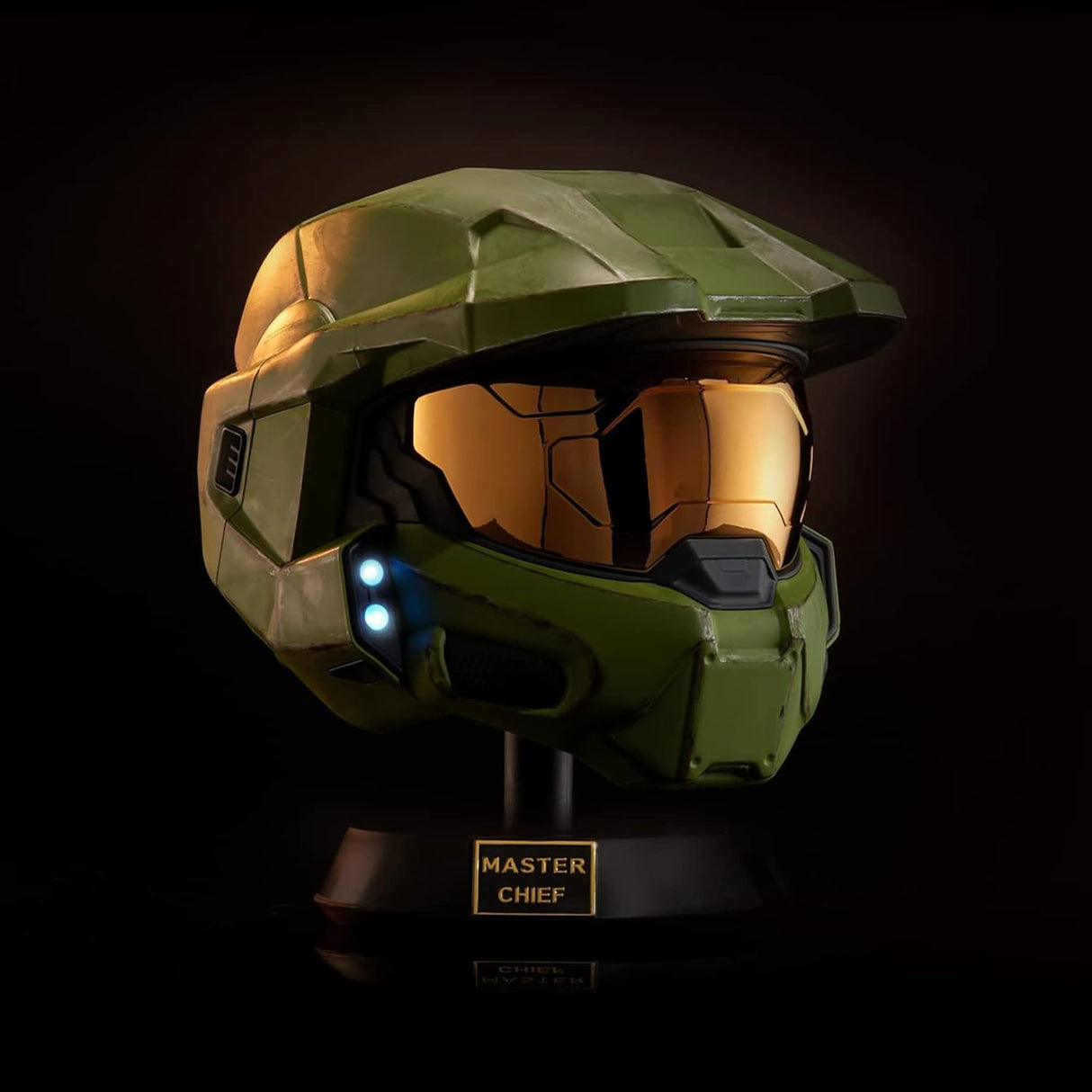 Halo Master Chief Deluxe Helmet With LED Lights And Stand