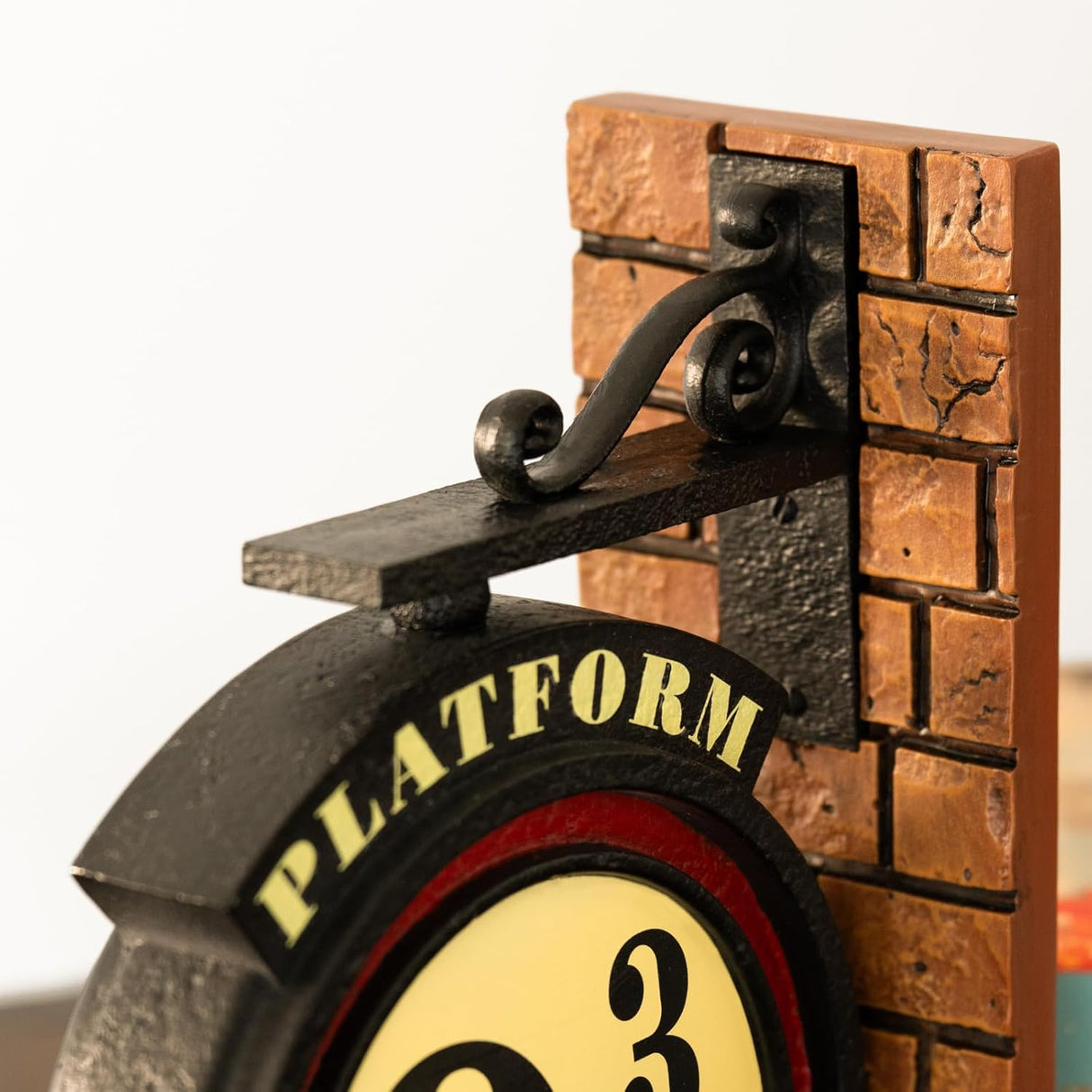 Harry Potter Platform 9 And 3/4 Bookends
