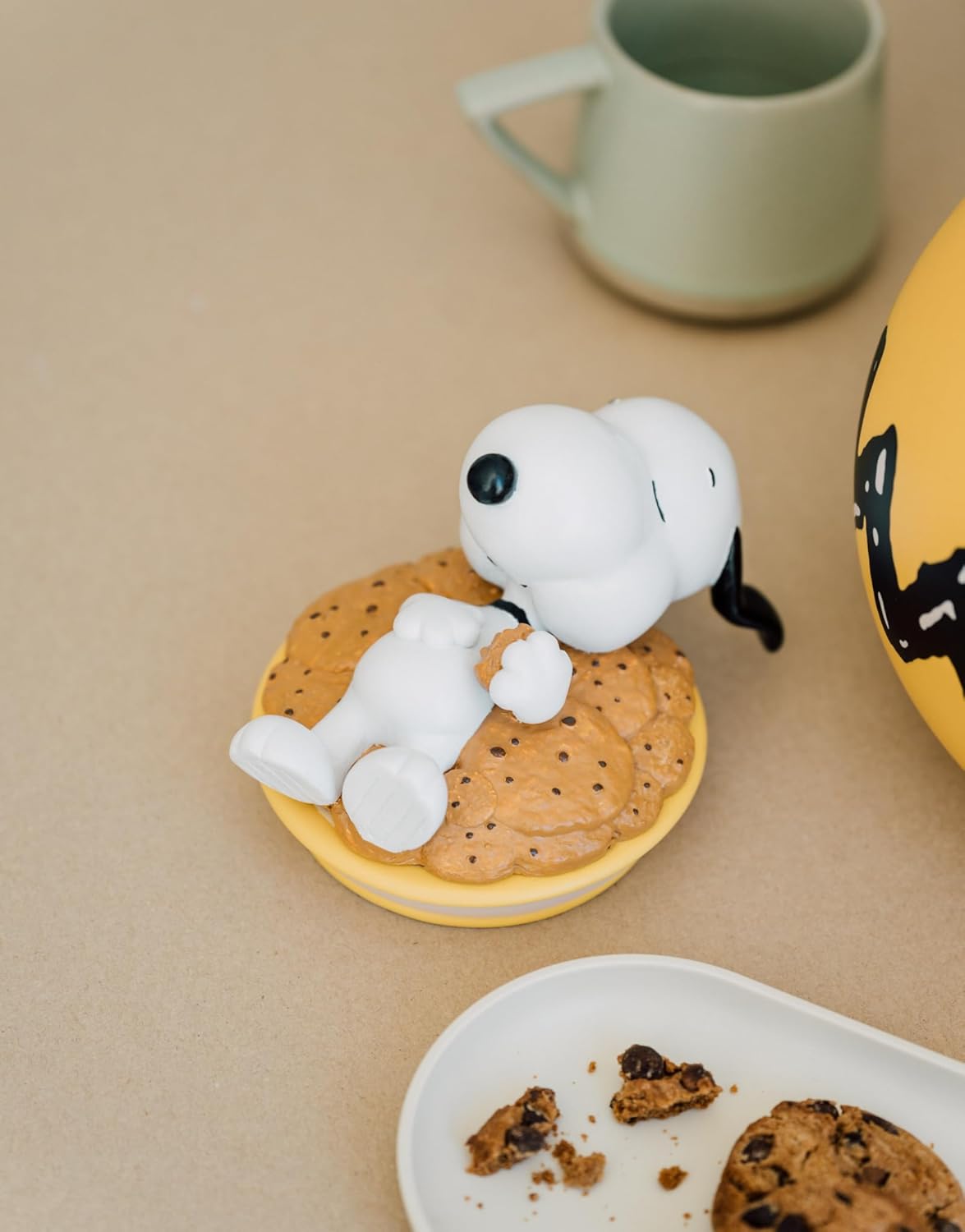 Peanuts Snoopy Deluxe Cookie Jar