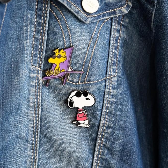 Peanuts Snoopy and Woodstock Set of 4 Pins