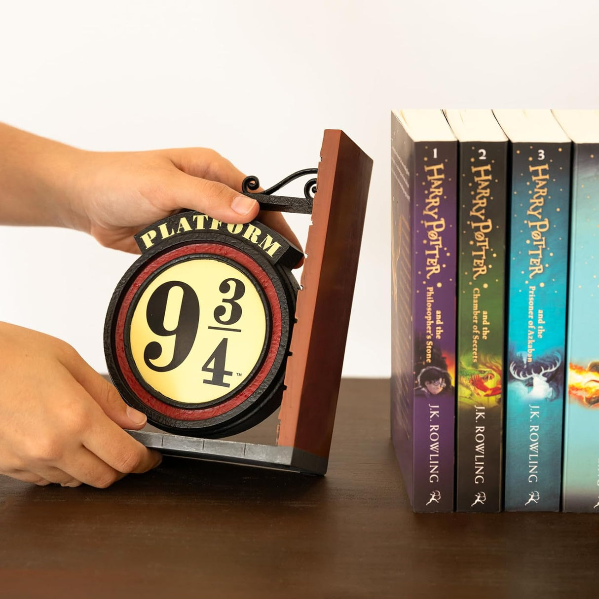 Harry Potter Platform 9 And 3/4 Bookends
