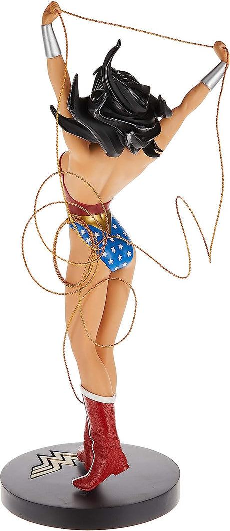 DC Comics Wonder Woman by Adam Hughes 12" Resin Statue