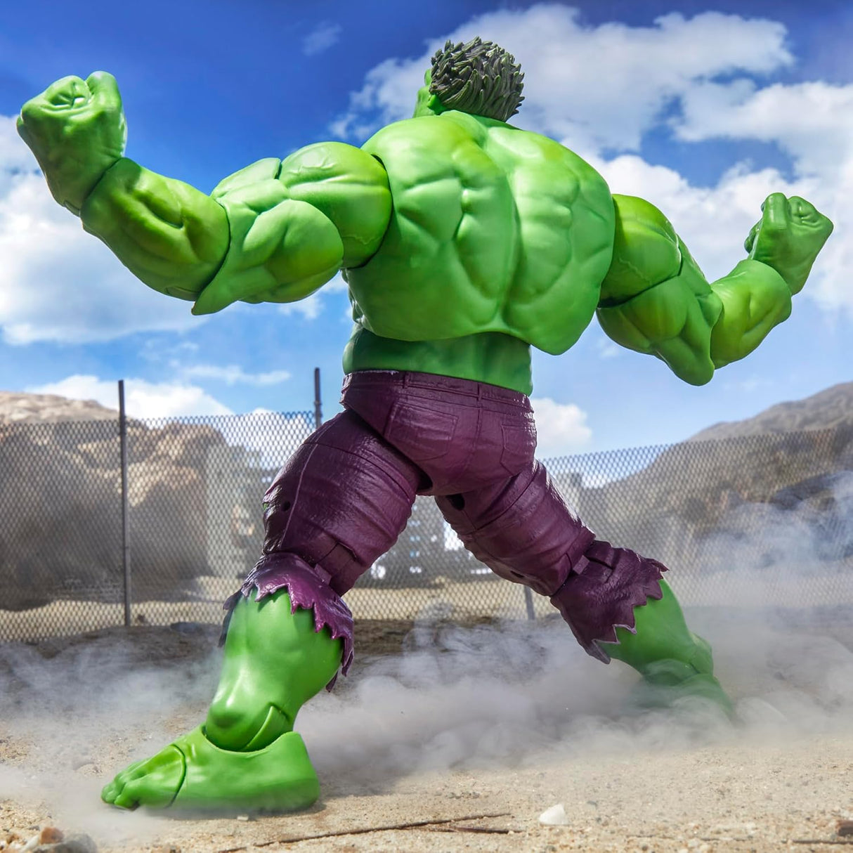 Marvel Legends Hulk 6" Maximum Series Action Figure