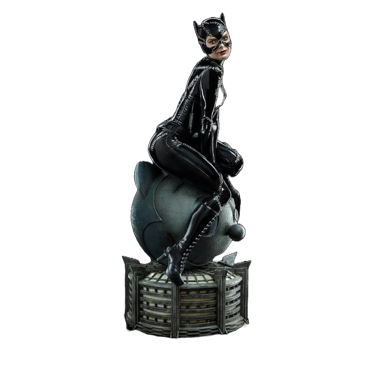 DC Comics Batman Returns Catwoman Legacy 1/4 Scale Statue