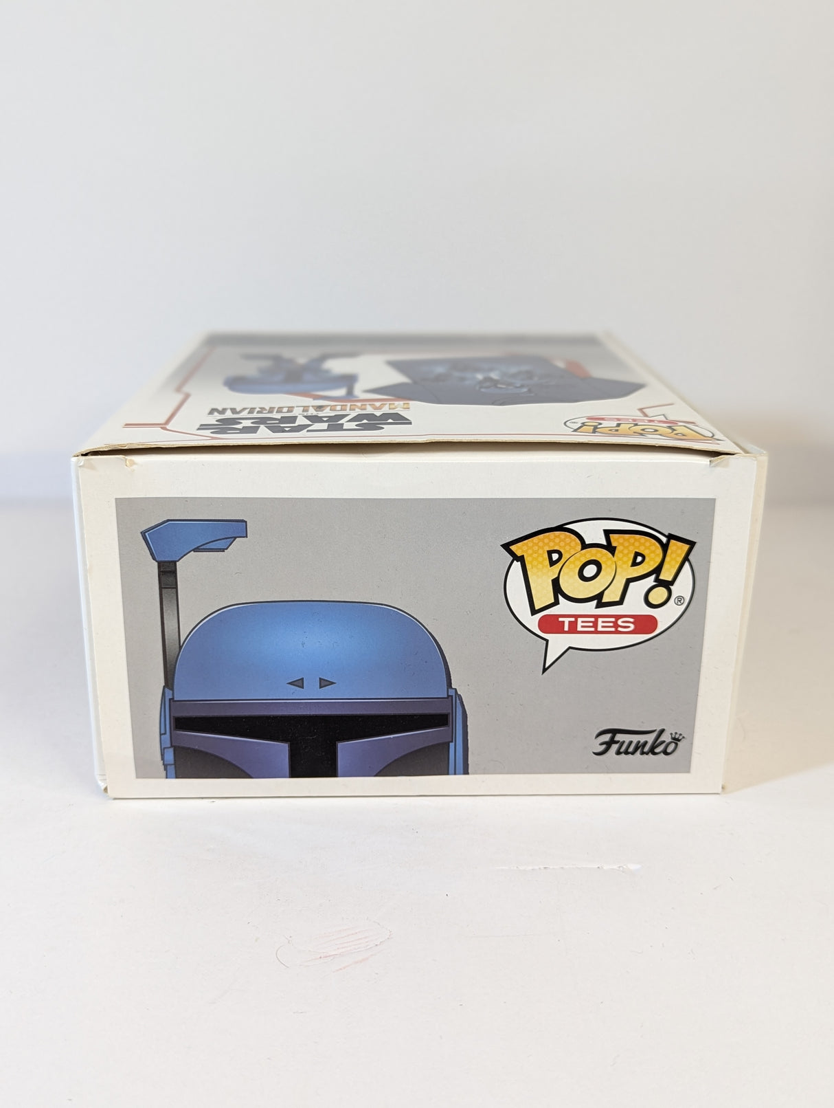 Star Wars The Mandalorian Death Watch Mandalorian (No Stripes) Funko Pop! Vinyl Figure & T-Shirt (Large) Set