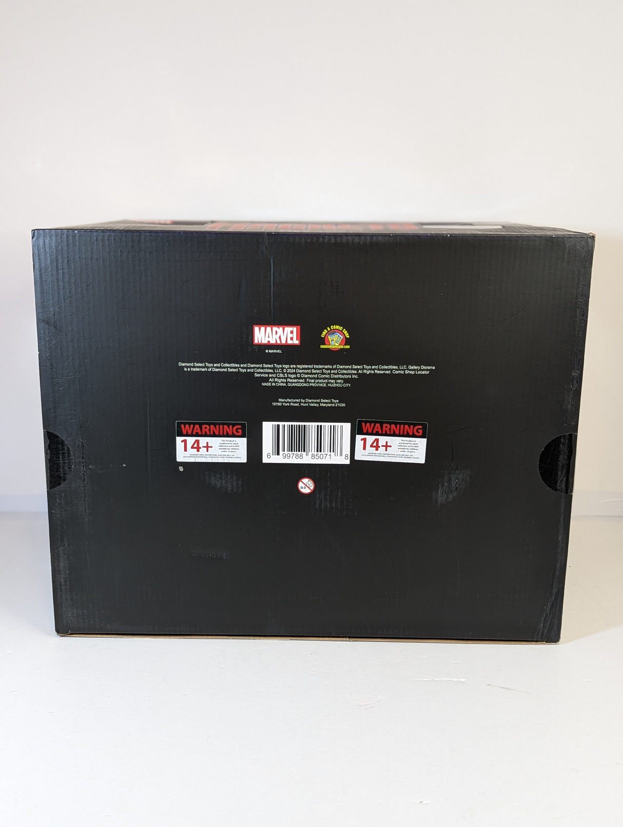 Marvel X-Men Magneto 10" Gallery PVC Diorama Statue