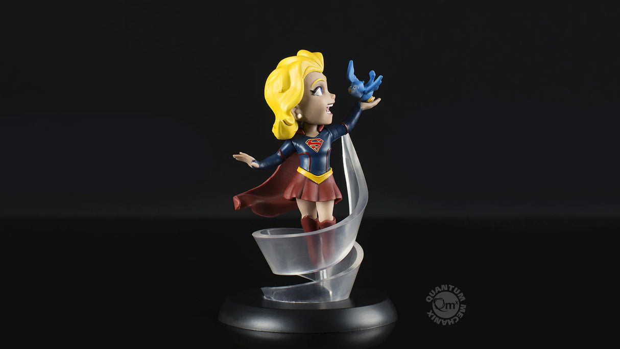 DC Comics Supergirl 4.5 Inch QMX Q-Fig Diorama