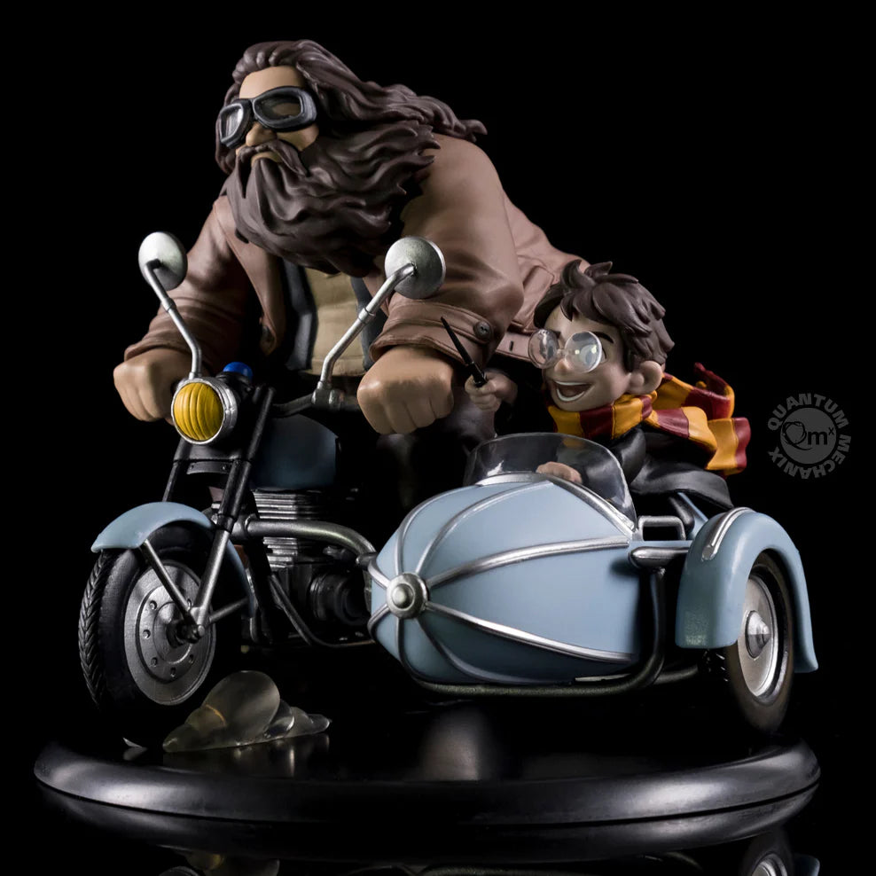 Harry Potter Harry & Hagrid 6x5 Inch Limited Edition Q-Fig Max Diorama