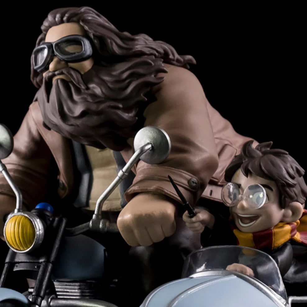 Harry Potter Harry & Hagrid 6x5 Inch Limited Edition Q-Fig Max Diorama
