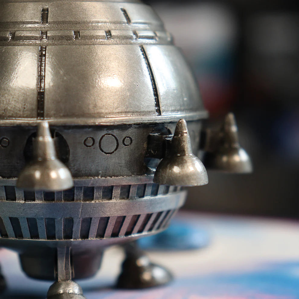 E.T. 40th Anniversary Spaceship Limited Edition Scaled Replica