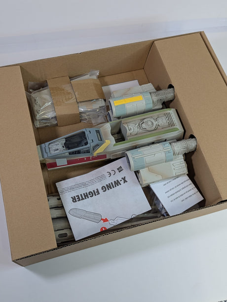 Star Wars The Vintage Collection X-Wing Fighter (Biggs Darklighter's Red 3)