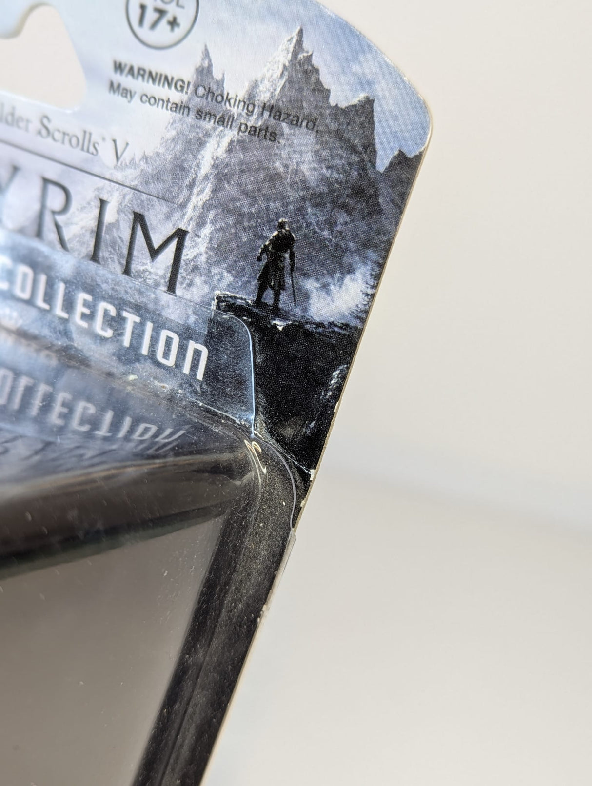 The Elder Scrolls V Skyrim Daedric Warrior Funko Legacy Collection Action Figure