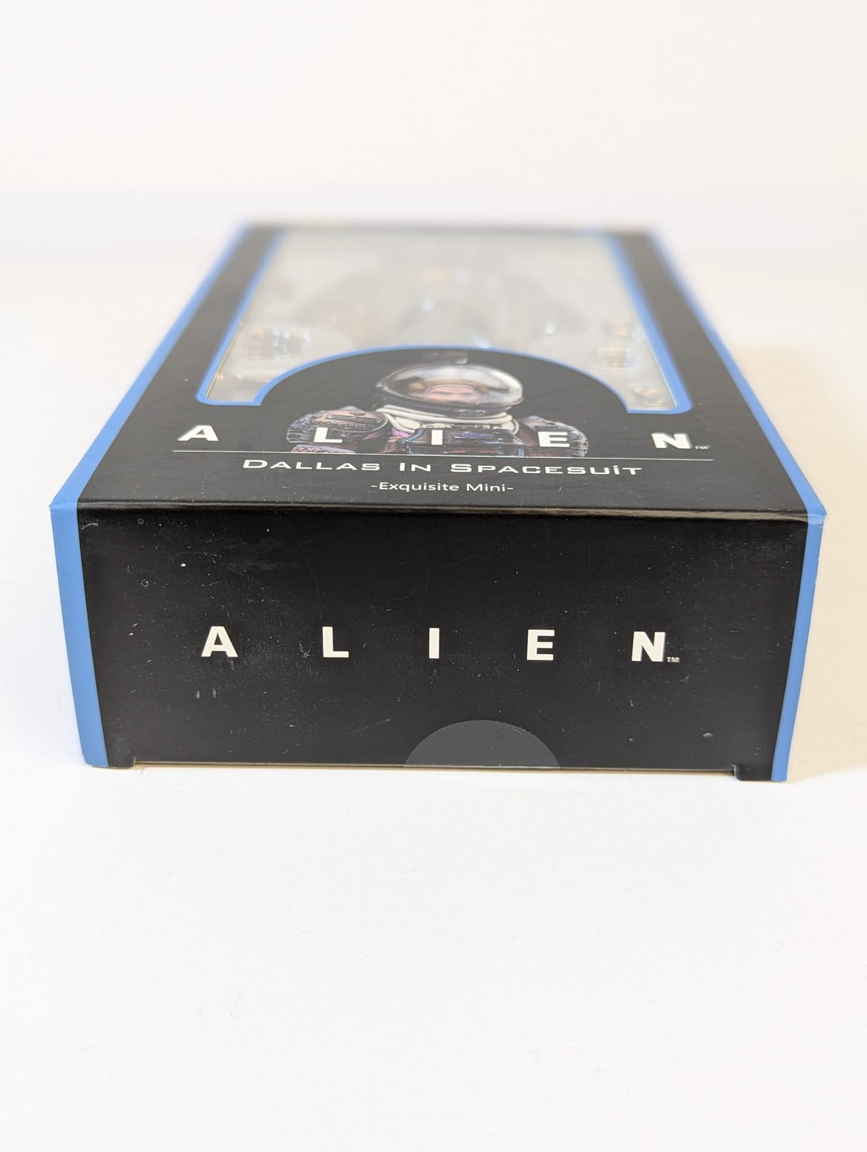 Alien - Dallas in Spacesuit - Exquisite Mini Action Figure