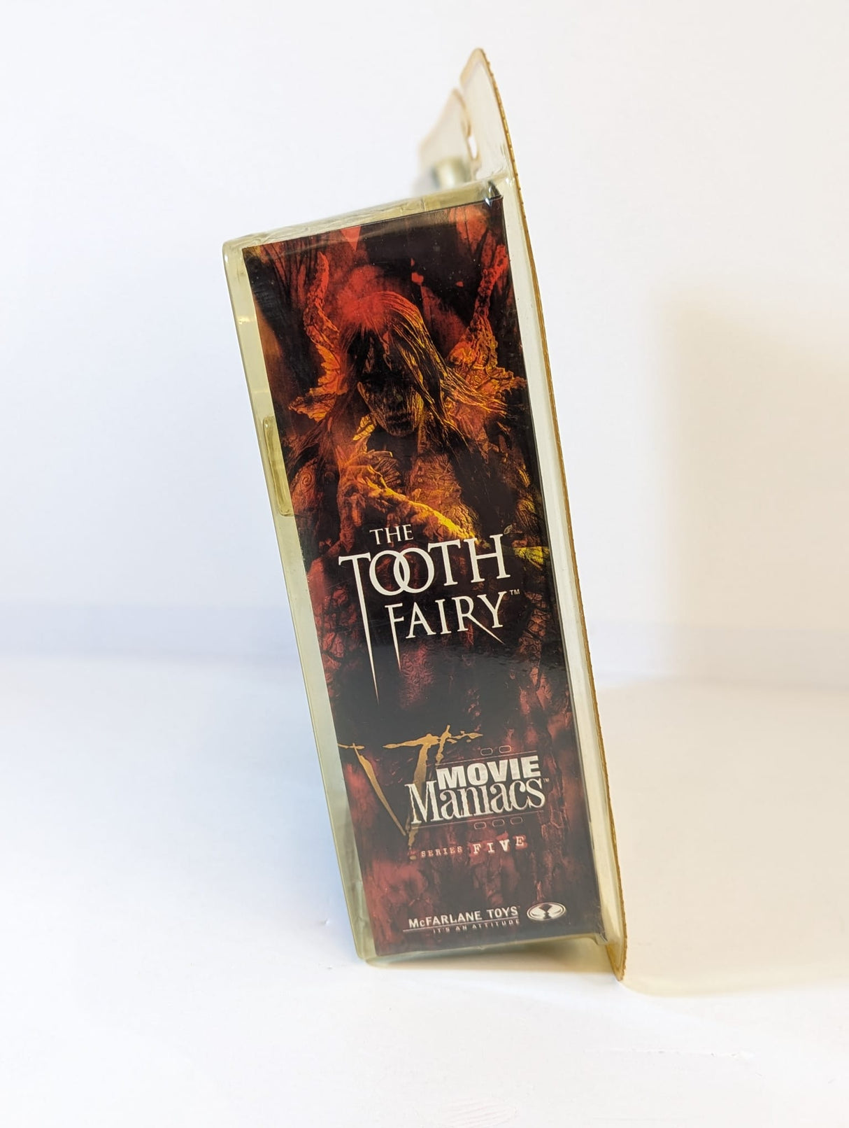 Darkness Falls The Tooth Fairy Movie Maniacs Action Figure