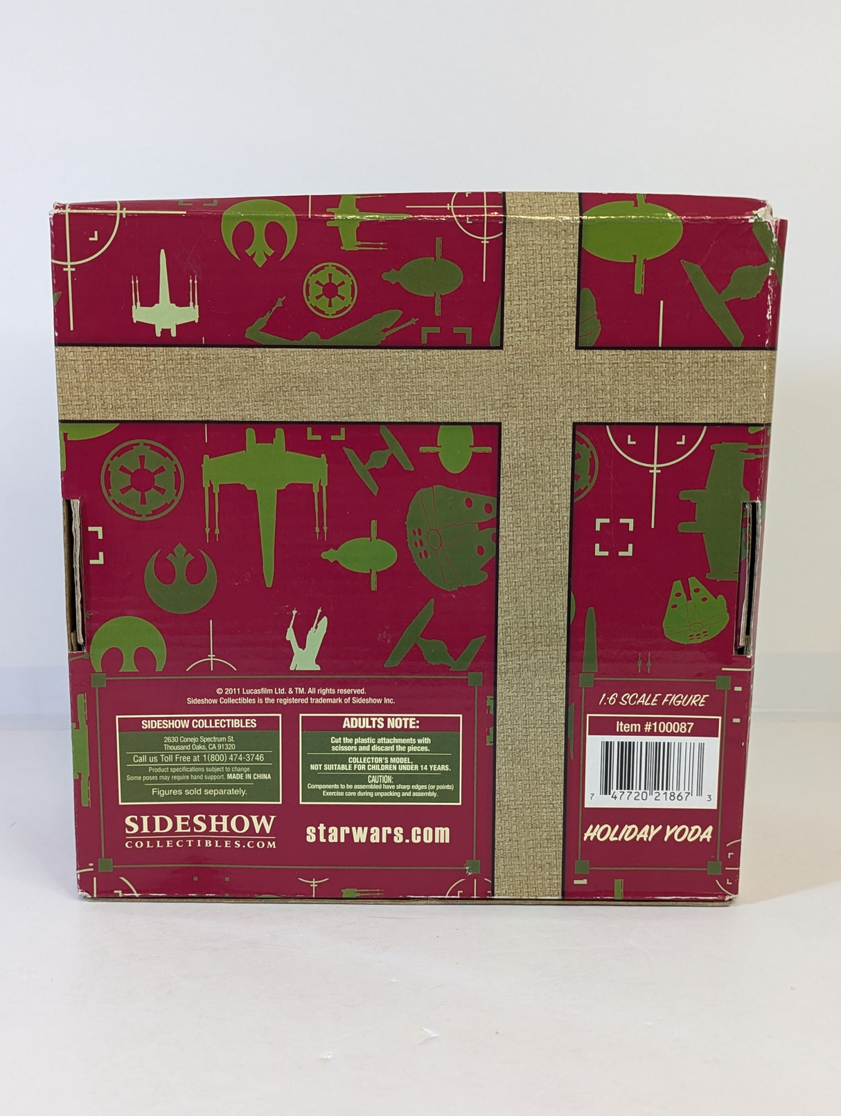 Star Wars Holiday Yoda (Santa Outfit) 1:6 Scale Sideshow Collectibles Figure