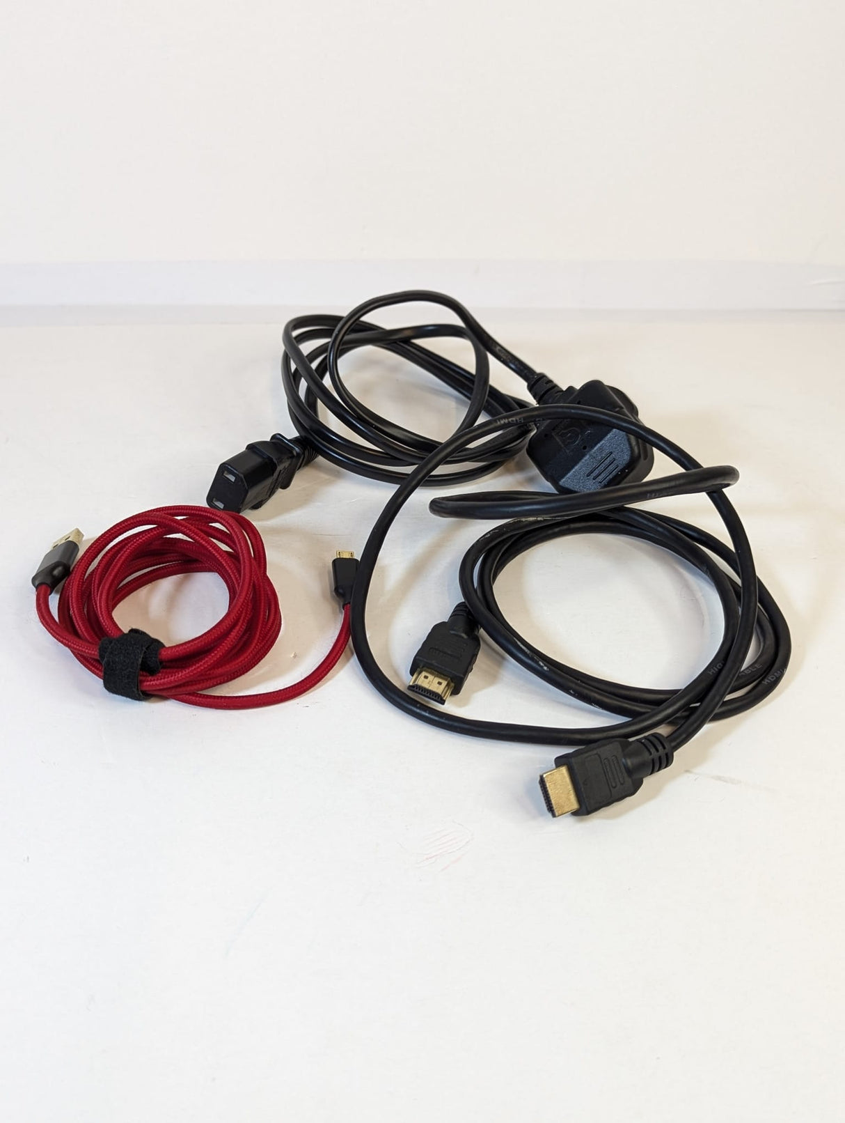 Marvel Spider-Man PS4 Pro 1TB Limited Edition Console (With Box, Game & Controller)