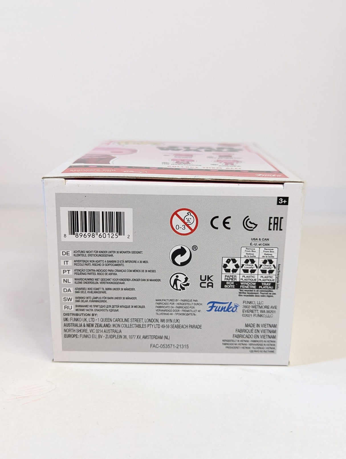 Star Wars Luke Skywalker With Grogu (Valentine's Edition) Funko Pop! Vinyl Figure #494