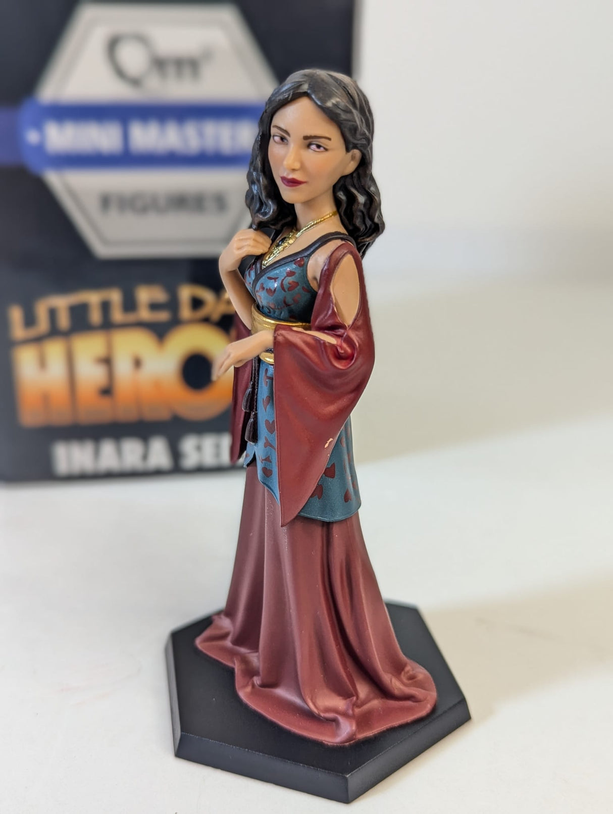 Firefly Inara Serra Little Damn Heroes QMX Mini Masters Figurine