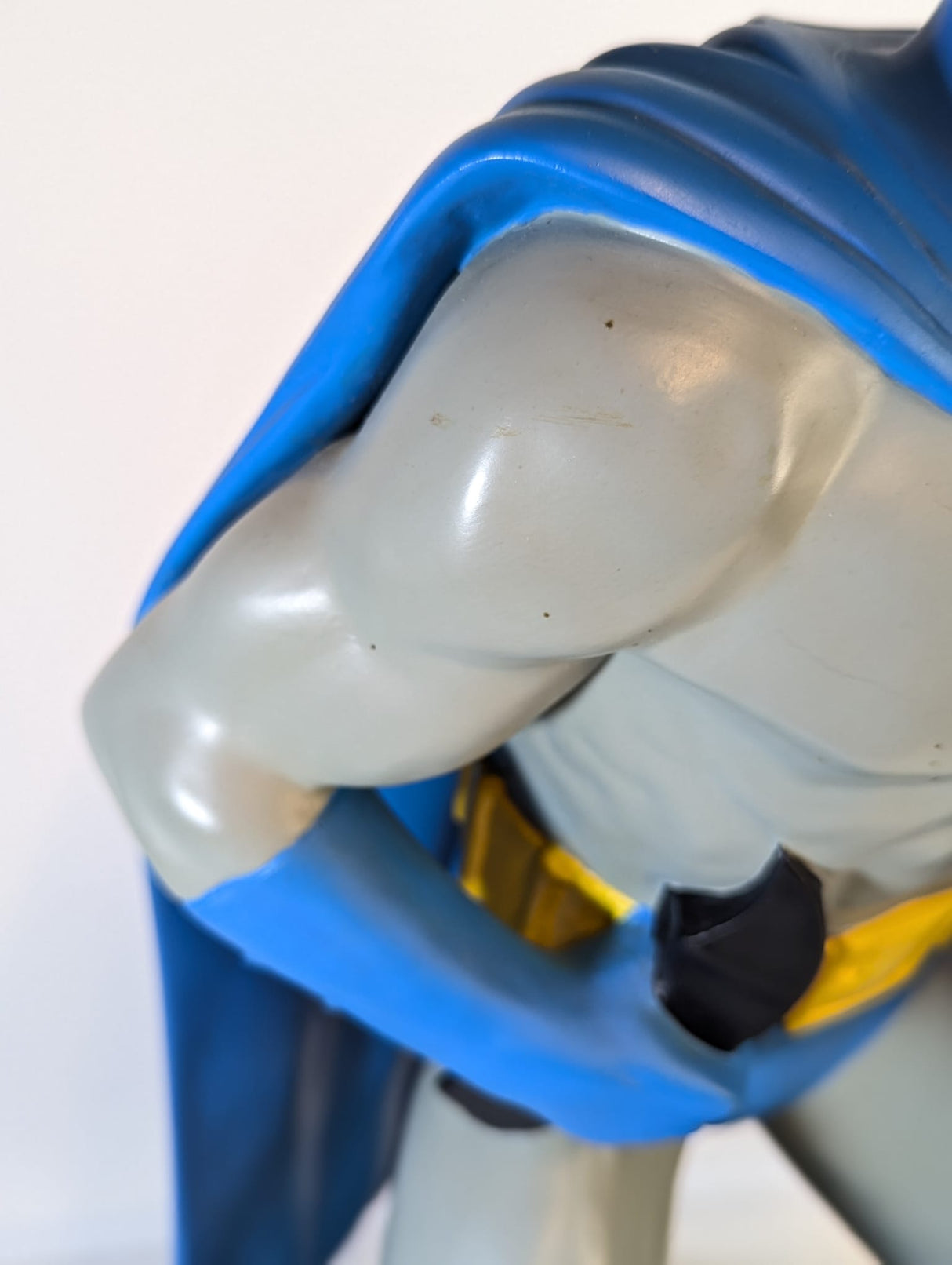 DC Comics Batman 1999 Warner Bros. Studio Store 24" Resin Statue