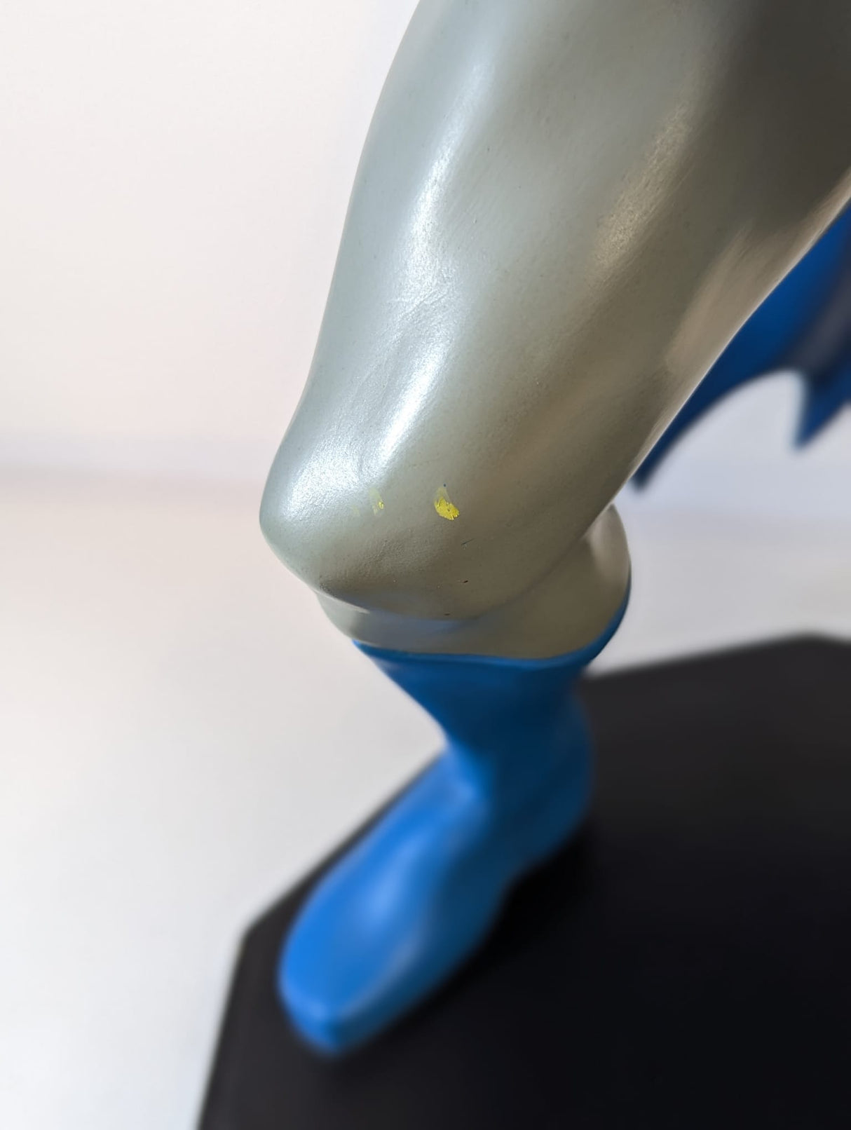 DC Comics Batman 1999 Warner Bros. Studio Store 24" Resin Statue