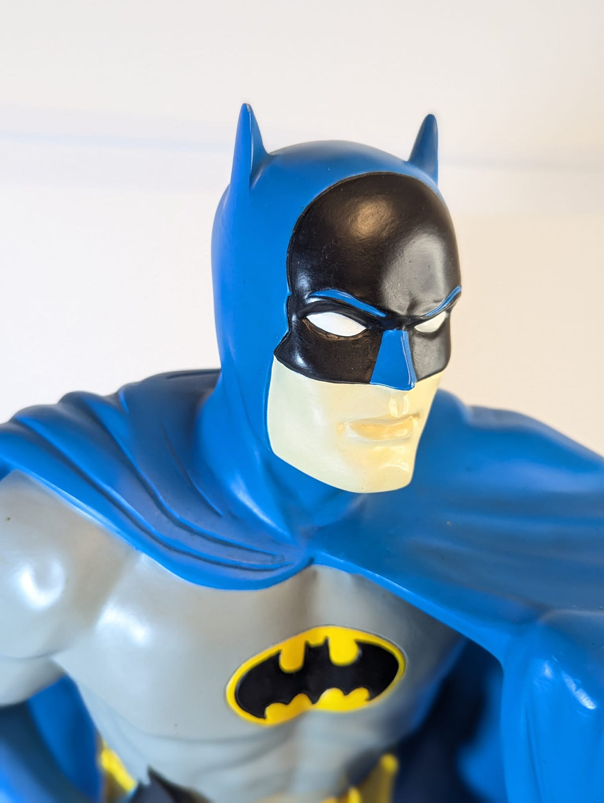 DC Comics Batman 1999 Warner Bros. Studio Store 24" Resin Statue