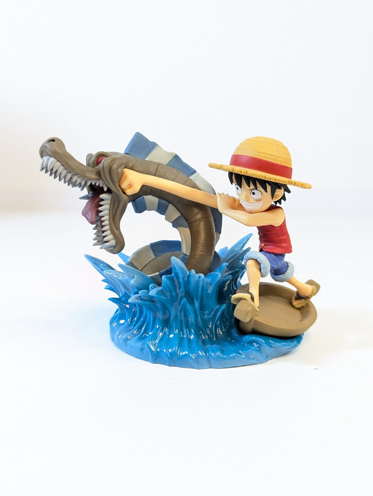 One Piece Log Stories Monkey D. Luffy vs. Local Sea Monster 7cm Banpresto Figure