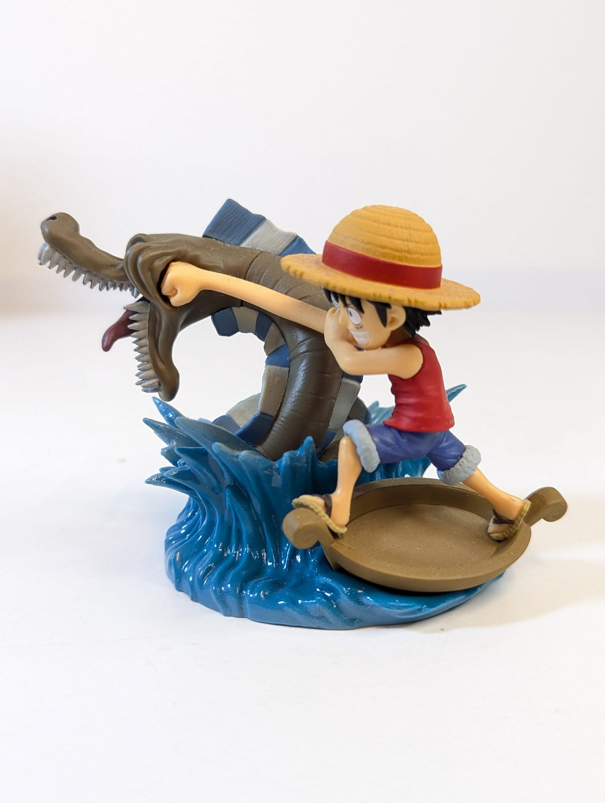 One Piece Log Stories Monkey D. Luffy vs. Local Sea Monster 7cm Banpresto Figure