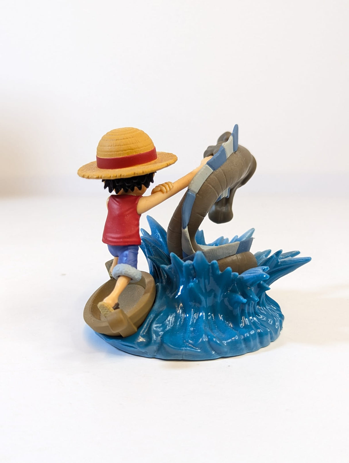 One Piece Log Stories Monkey D. Luffy vs. Local Sea Monster 7cm Banpresto Figure