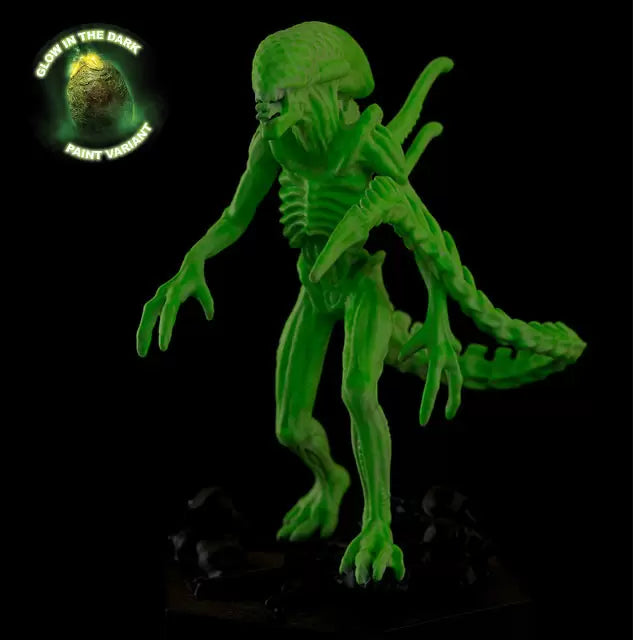 Alien vs. Predator: Alien & Predator Xeno Predator-Vision 1/16 Scale Figurine (GITD)