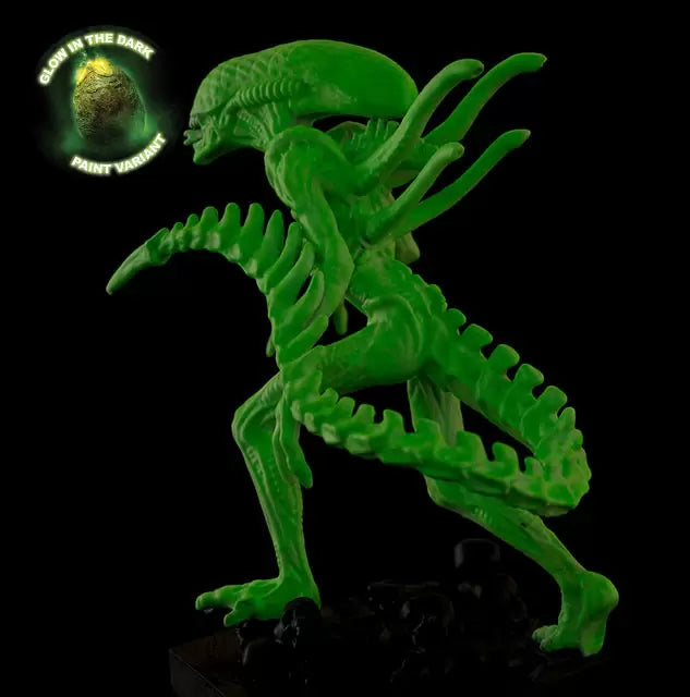Alien vs. Predator: Alien & Predator Xeno Predator-Vision 1/16 Scale Figurine (GITD)