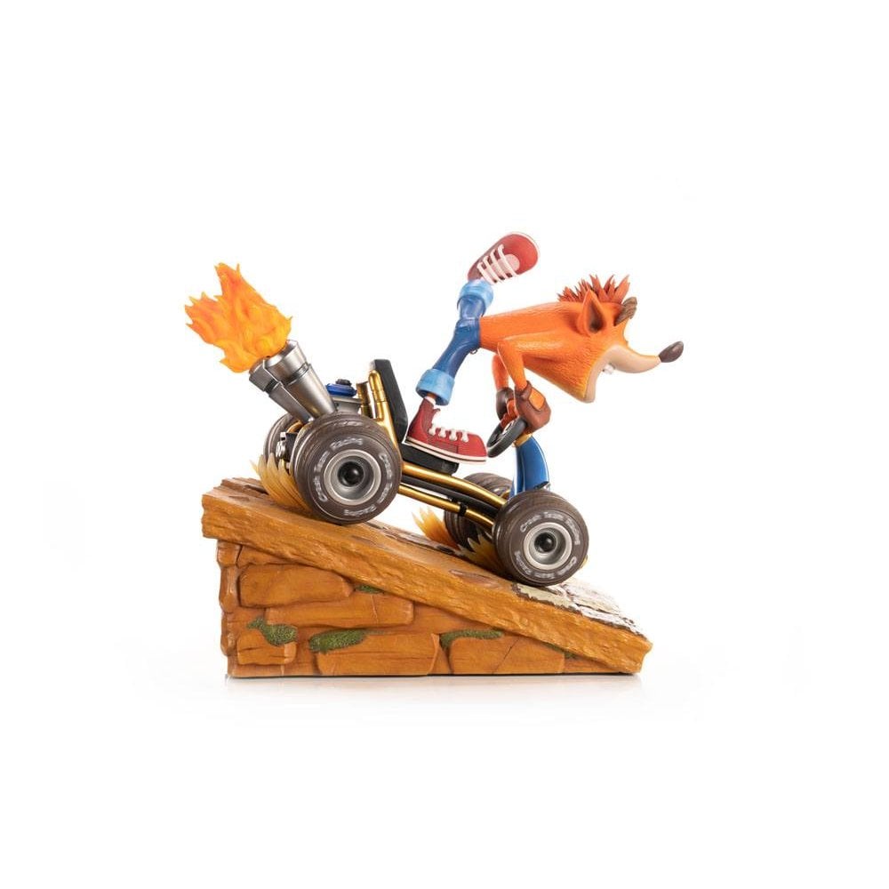 Crash Bandicoot: Crash Team Racing Nitro-Fueled: Crash in Kart Resin Statue