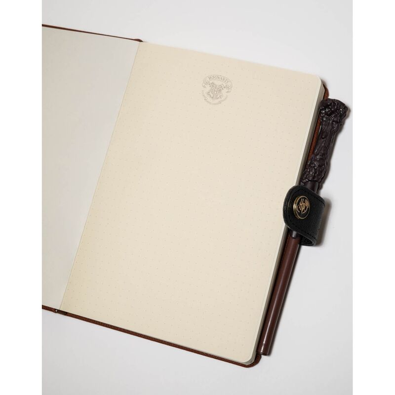 Harry Potter - Hogwarts Crest Premium A5 Notebook (Bullet Journal) With Wand Pen
