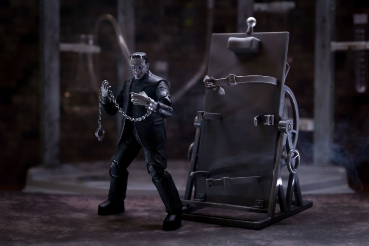 Universal Monsters Frankenstein's Monster Deluxe 6 Inch Action Figure