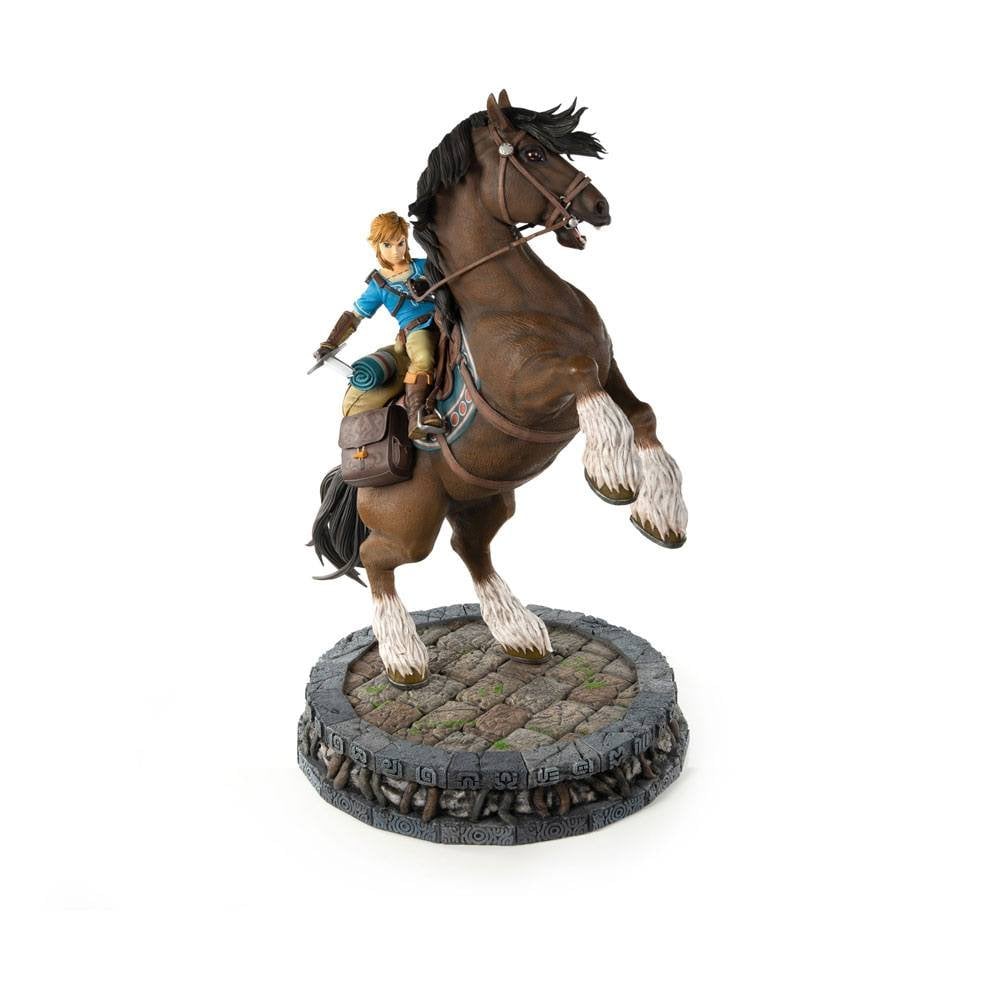 The Legend Of Zelda: Breath Of The Wild (Link On Horseback) RESIN Statue