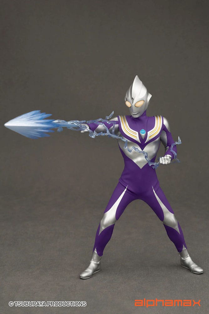 Ultraman Light-Up Tiga Sky Type 16 cm Action Figure