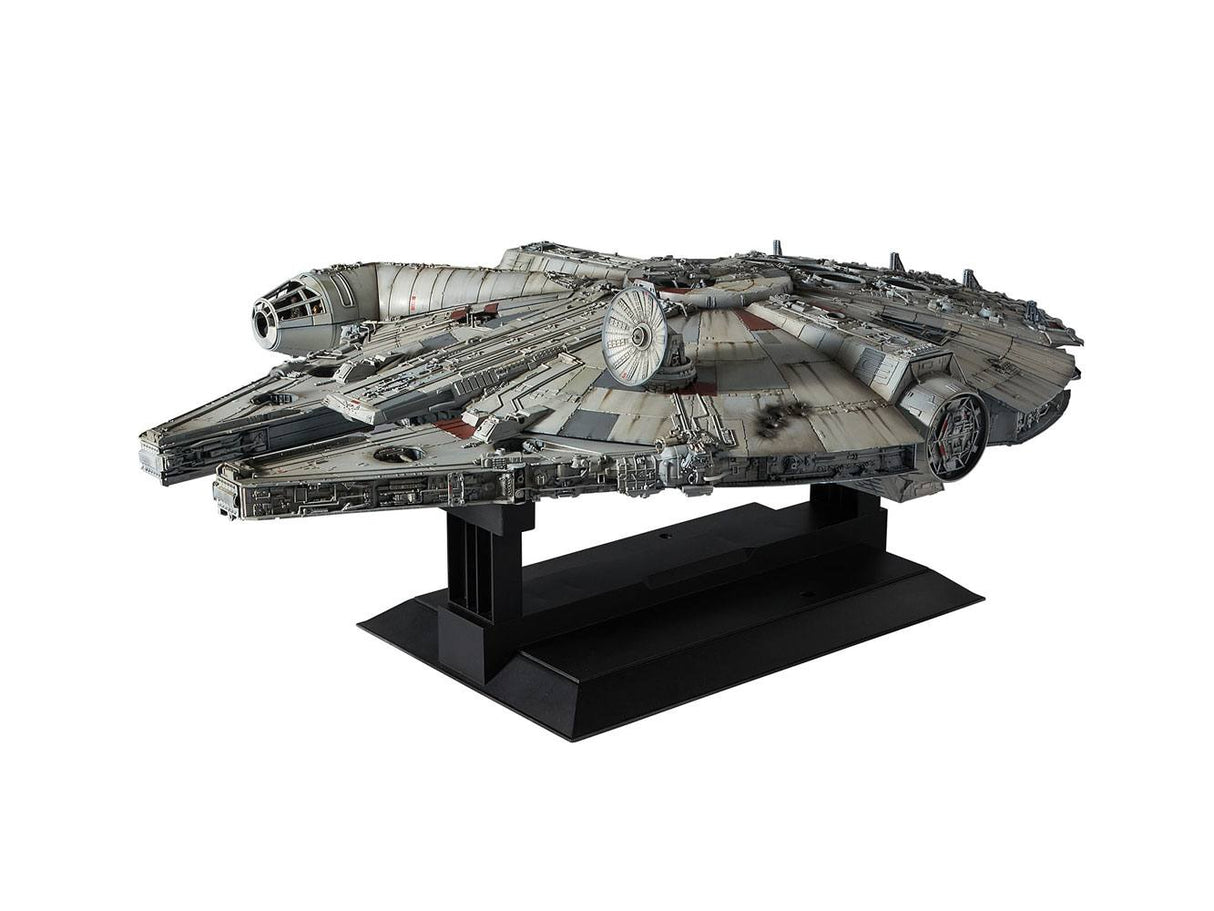 Star Wars Episode IV Millennium Falcon 48cm 1/72 Scale Perfect Grade Plastic Model Kit