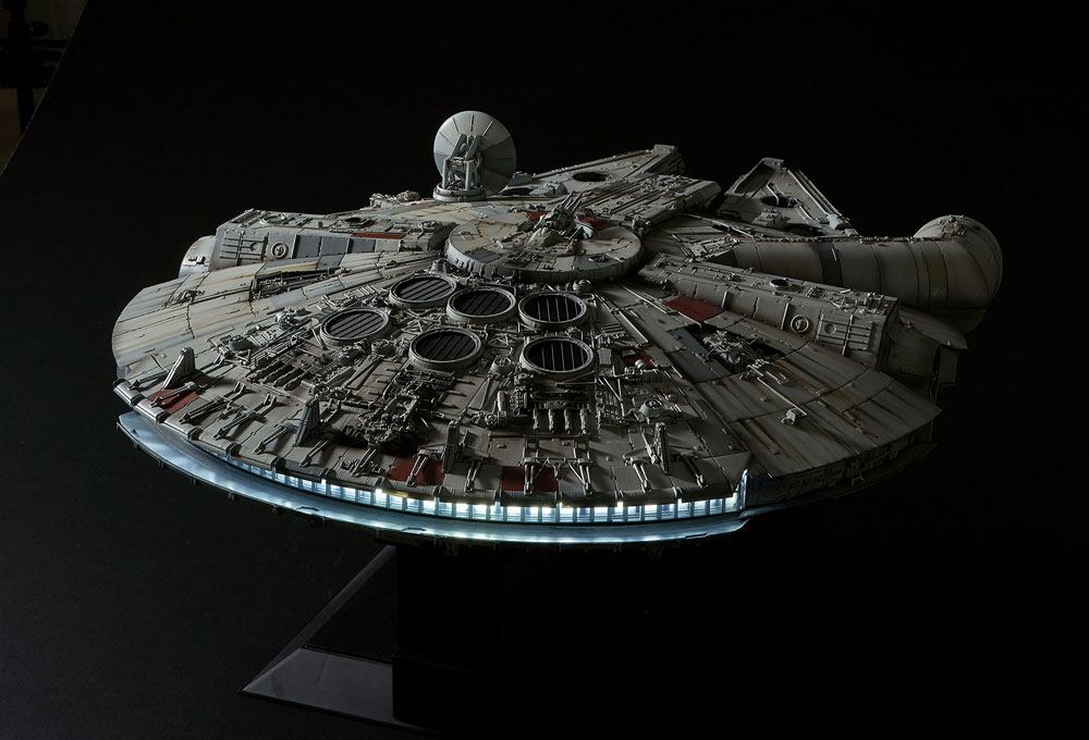 Star Wars Episode IV Millennium Falcon 48cm 1/72 Scale Perfect Grade Plastic Model Kit