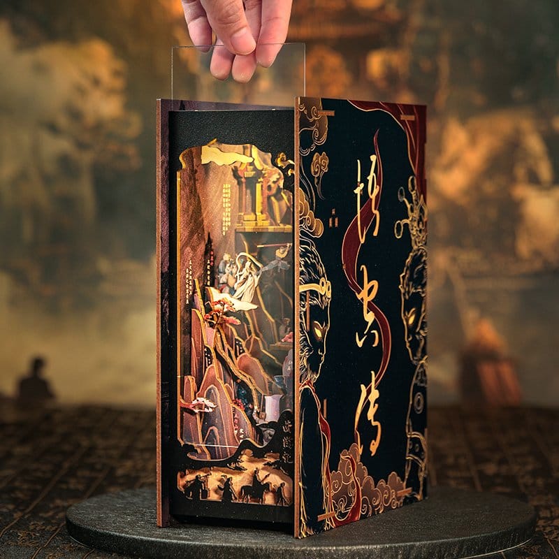 Book Nook The Legend of Wukong 22 x 8 cm