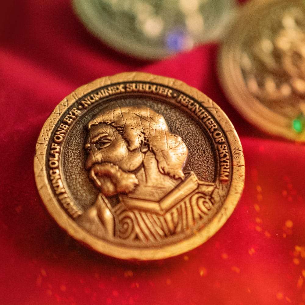 The Elder Scrolls V Skyrim Whiterun Honorary Citizen Chest Kit Gift Box