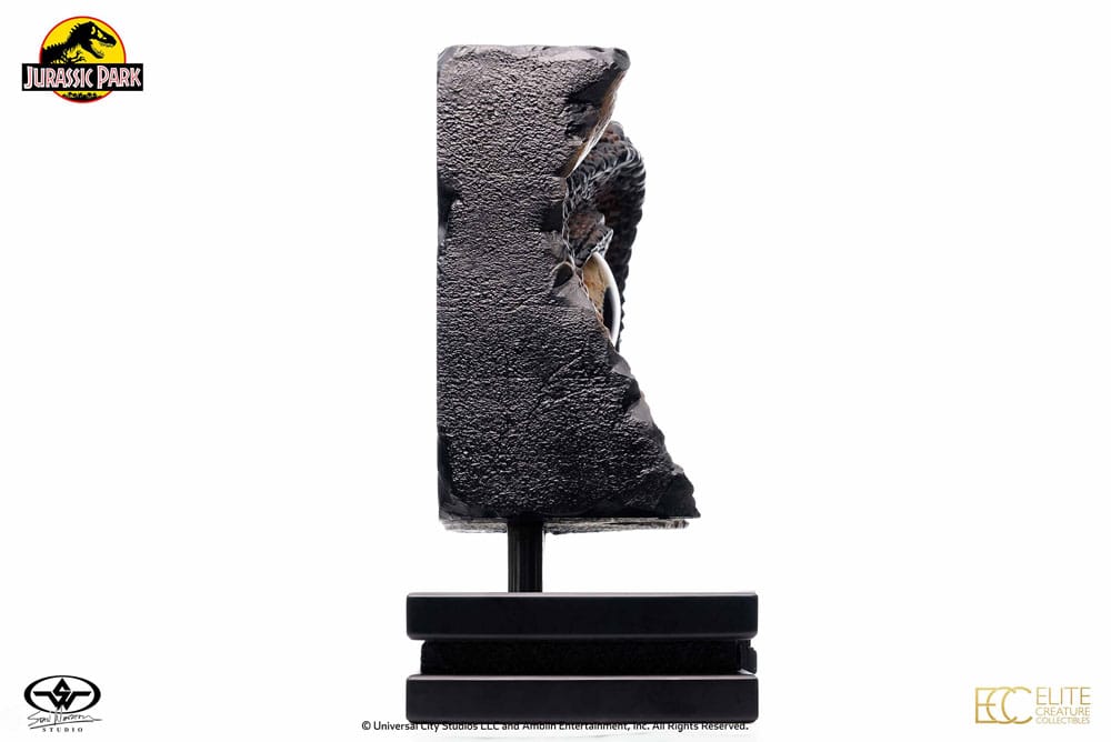Jurassic Park Screen-Used SWS T-Rex Eye 32 cm Replica