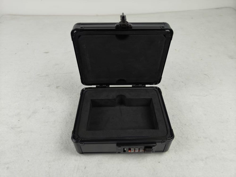 Evoretro Graded Card Display and Carry Case with Display Window Black