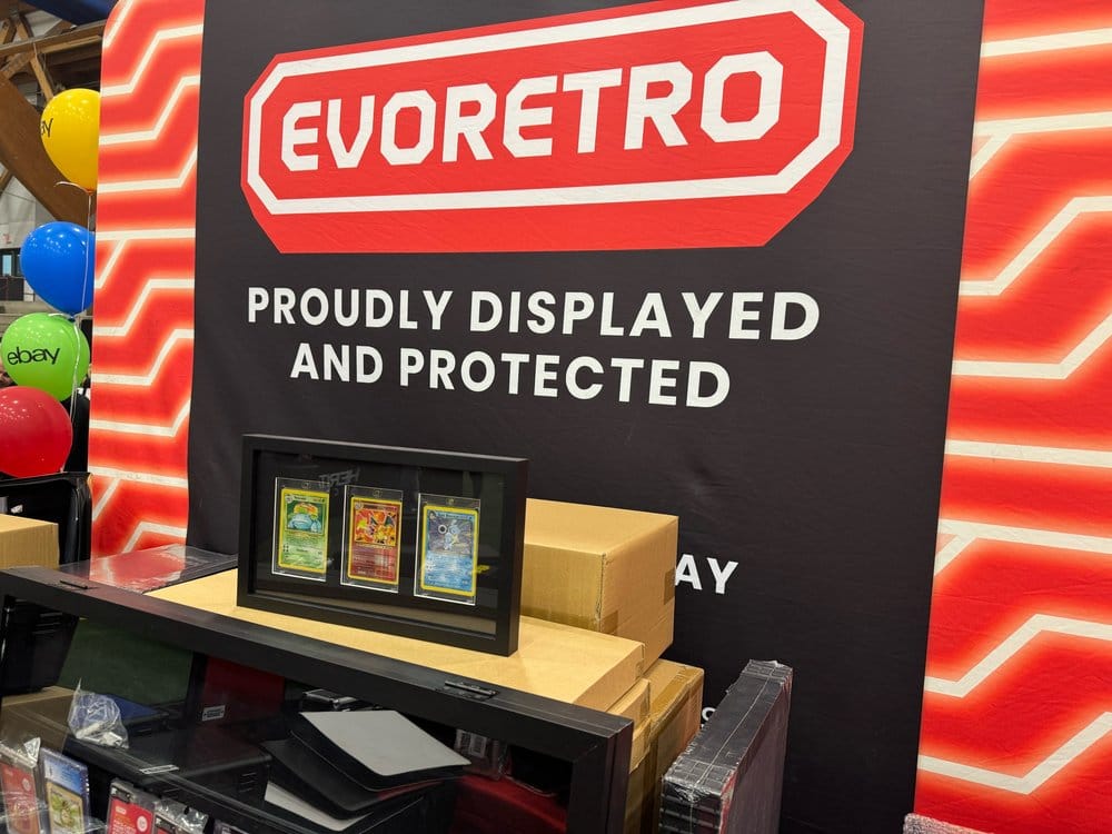 Evoretro Display Frame Card Display Case for 3 Magnetic Case Cards