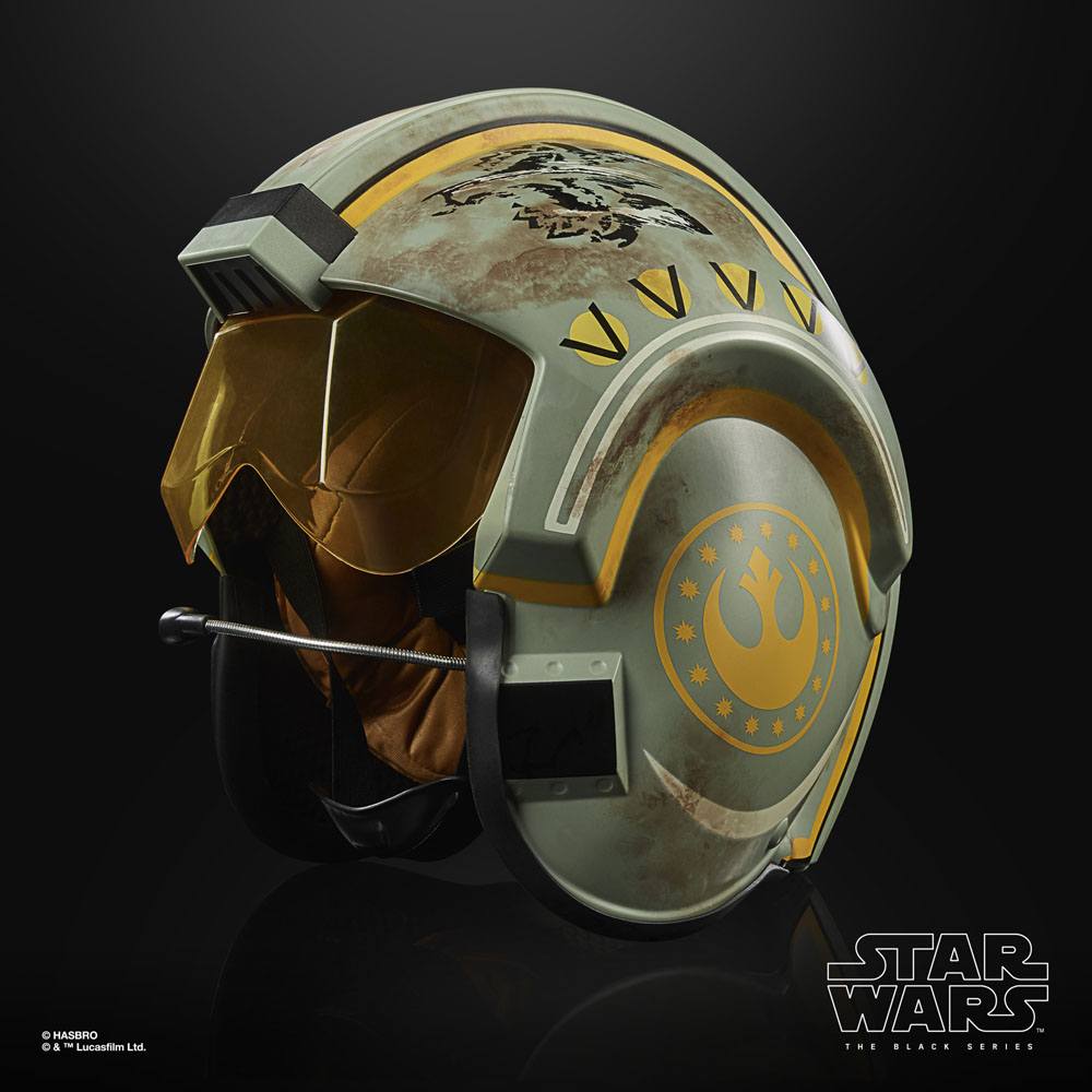 Star Wars: The Mandalorian Trapper Wolf 2023 Black Series Electronic Helmet