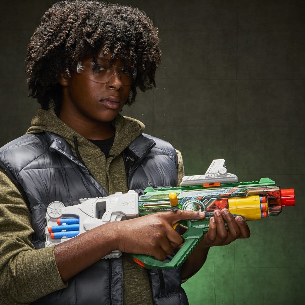 Avengers: Doomsday NERF Dart Blaster Doctor Doom